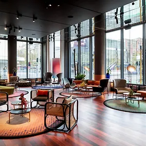 https://qt-perth.hotelsperth.org