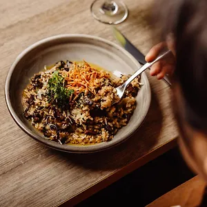 https://rendezvous-hotel-adelaide.adelaidehotels-au.com