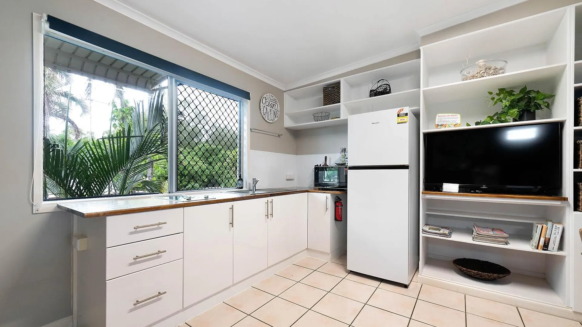 *** Motel Seaforth Holiday Units Australien